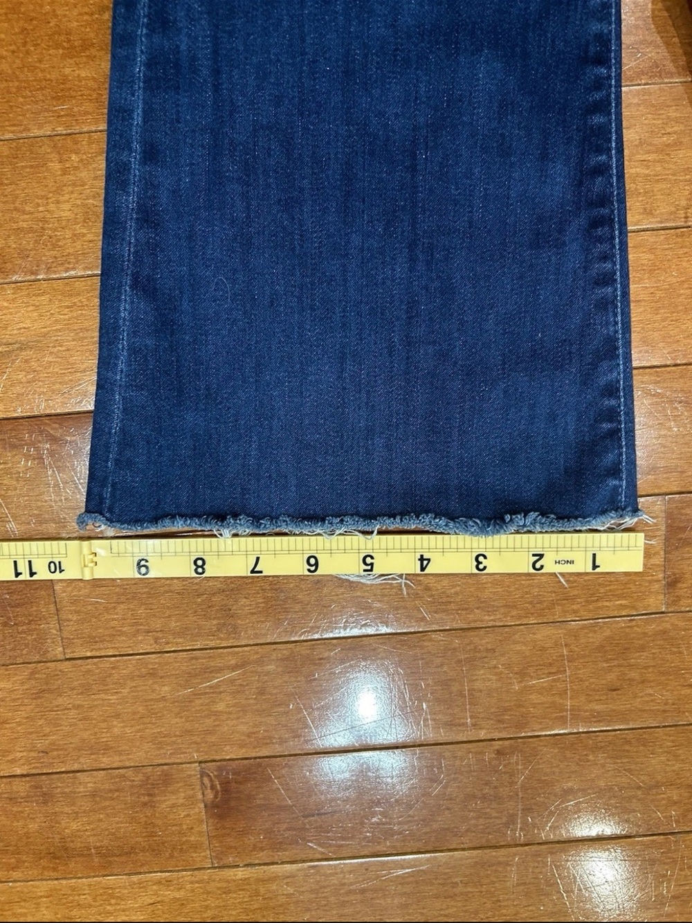 MOTHER The Weekender Fray Jeans Women Size 25 Dark Wash Bootcut Flare Denim - Picture 12 of 13
